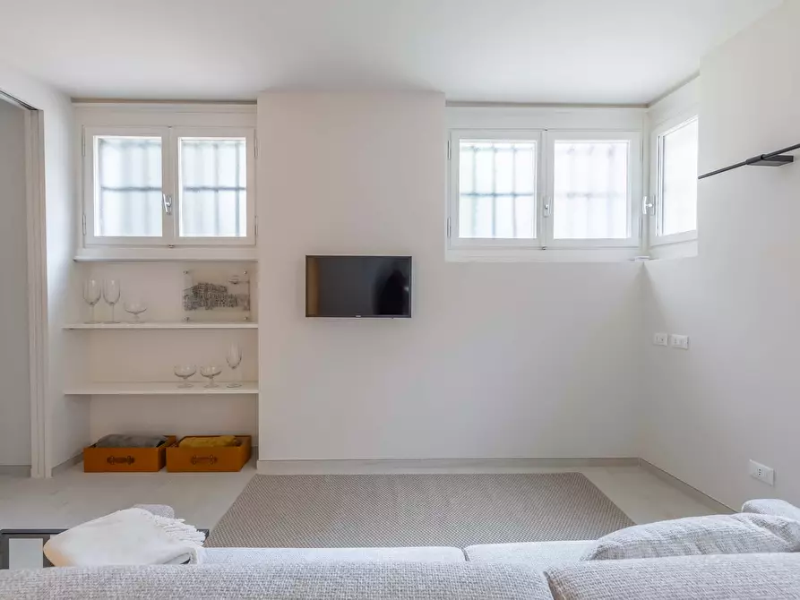 Immagine 11 di Appartamento in affitto  in Via Francesco Melzi d'Eril26 a Milano