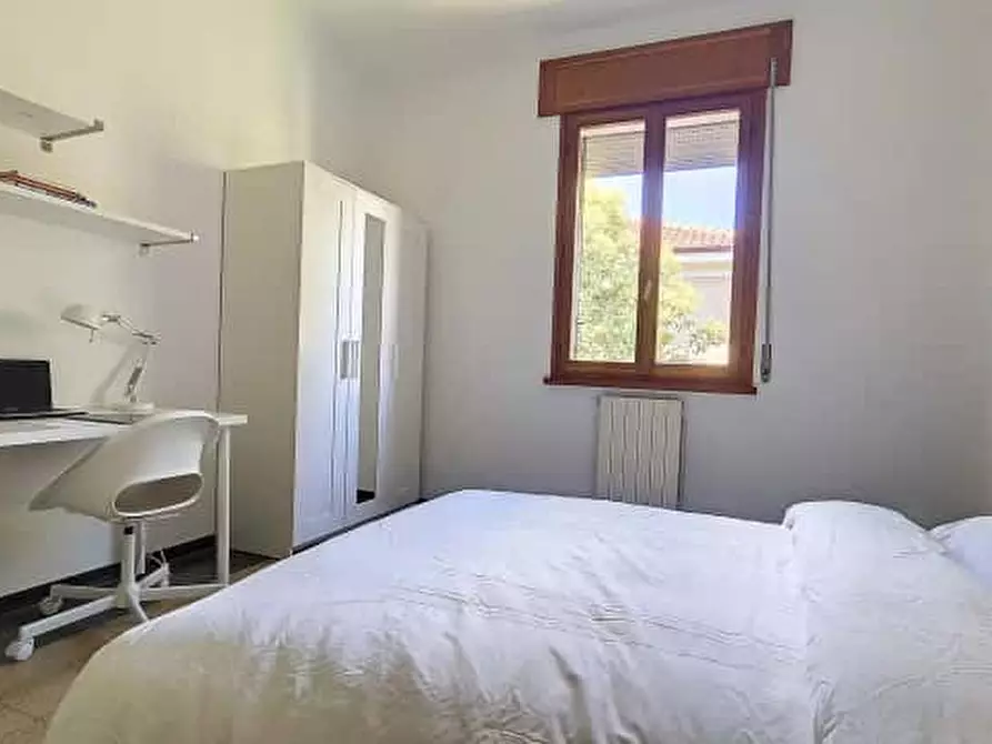 Immagine 3 di Camera in affitto  in Via Francesco Rossi17 a Forli'