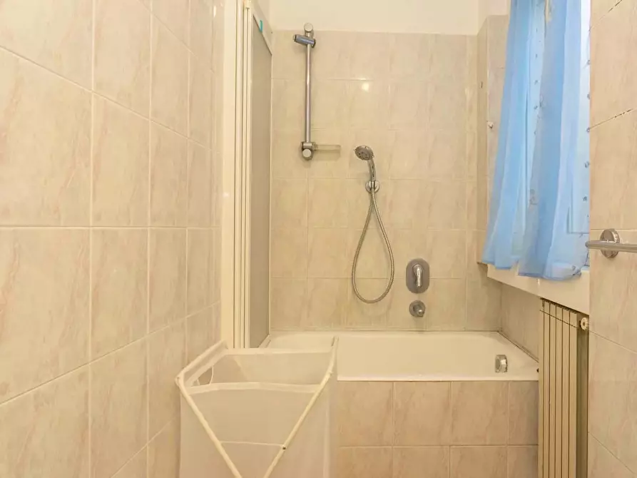 Immagine 17 di Camera in affitto  in Via Ruggero Bonghi a Milano