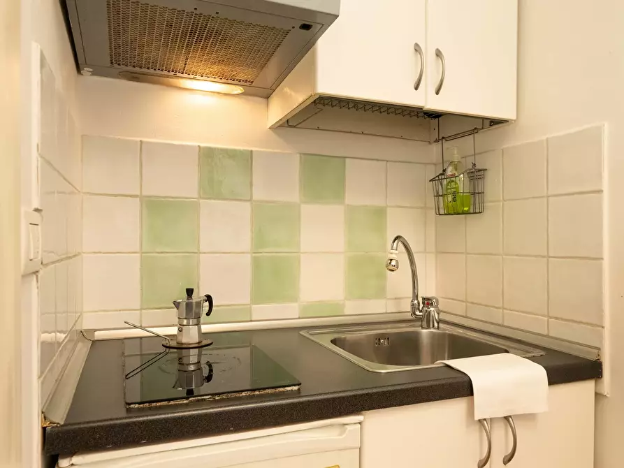 Immagine 12 di Appartamento in affitto  in Borgo Allegri a Firenze