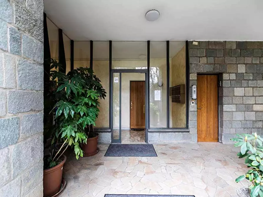 Immagine 27 di Camera in affitto  in Via Moncalvo31 a Milano