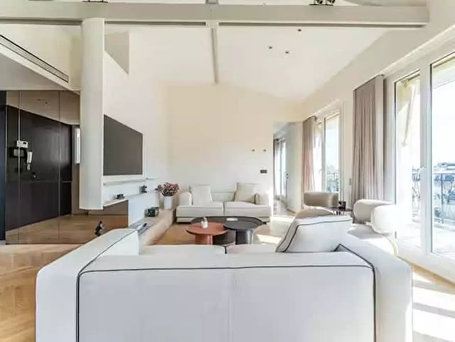 Immagine 3 di Appartamento in affitto  in Via Giosuè Carducci26 a Milano