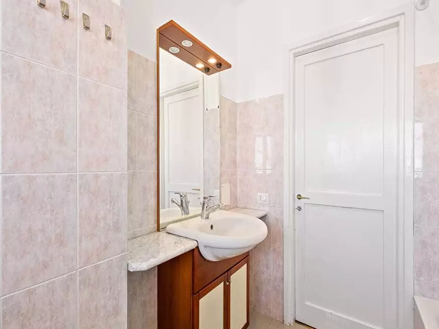 Immagine 20 di Camera in affitto  in Via Andrea Maria Ampère47 a Milano