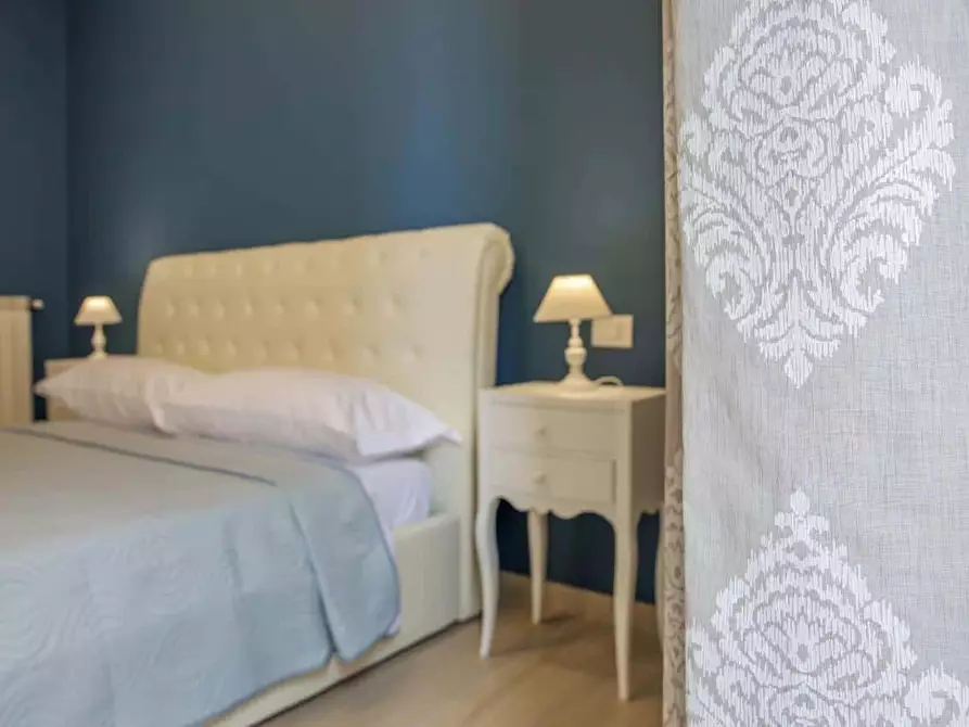 Immagine 30 di Appartamento in affitto  in Via Sacra11 a Pompei