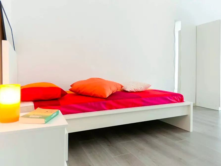 Immagine 4 di Camera in affitto  in Piazza Tancredi Galimberti25 a Torino