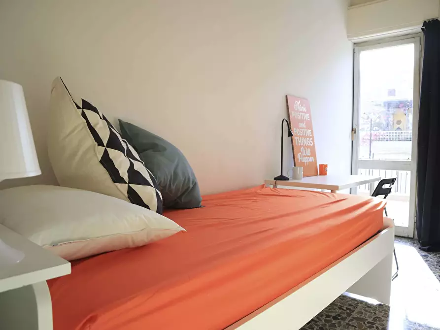 Immagine 5 di Camera in affitto  in Via Ludovico Ariosto11 a Cagliari