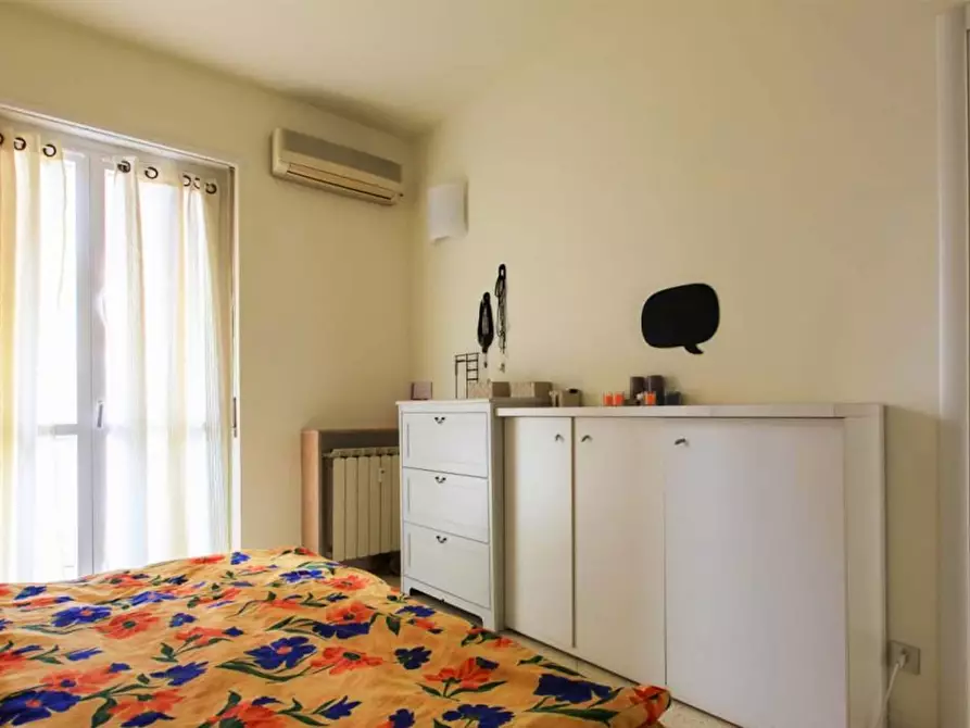 Immagine 2 di Camera in affitto  in Via Gentilino11 a Milano