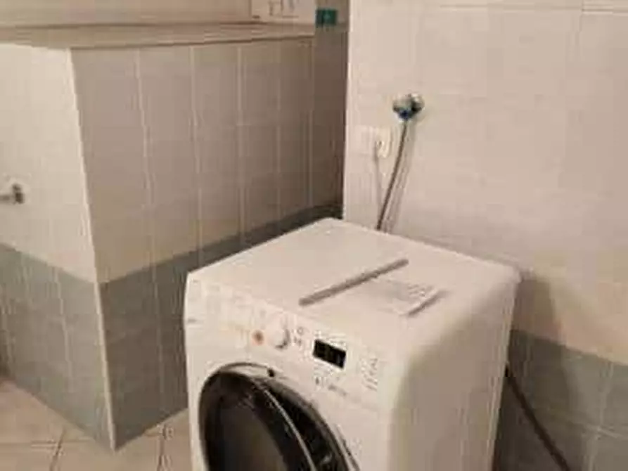 Immagine 10 di Appartamento in affitto  in Via Emilia Santo Stefano56 a Reggio Nell'emilia