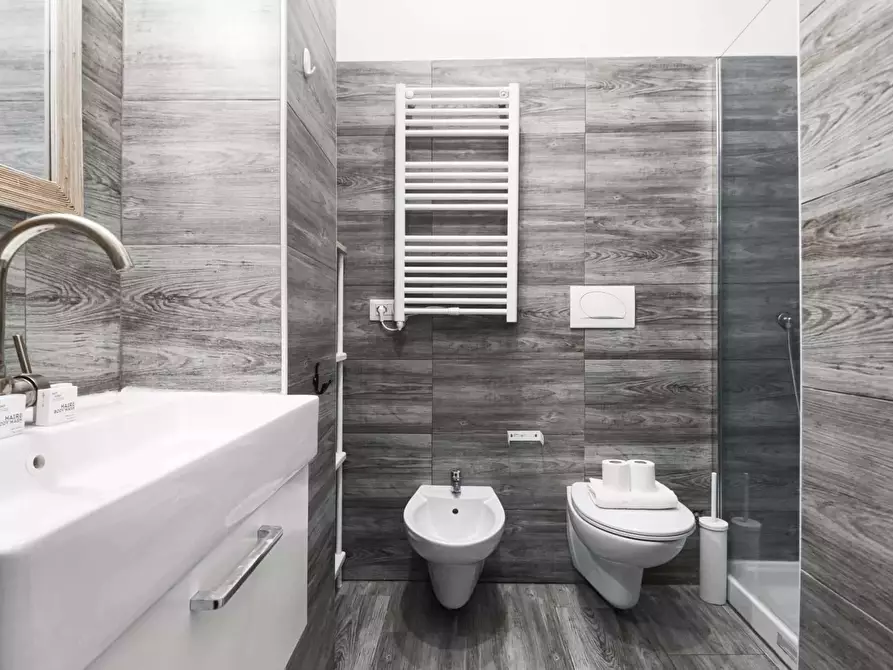 Immagine 3 di Appartamento in affitto  in Viale Tunisia36 a Milano