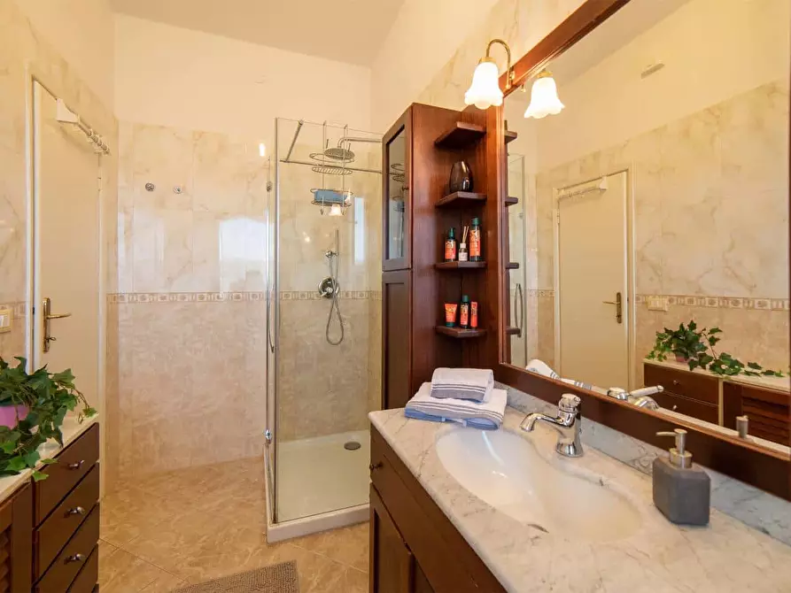 Immagine 15 di Appartamento in affitto  in Via XXV Luglio22 a Camaiore