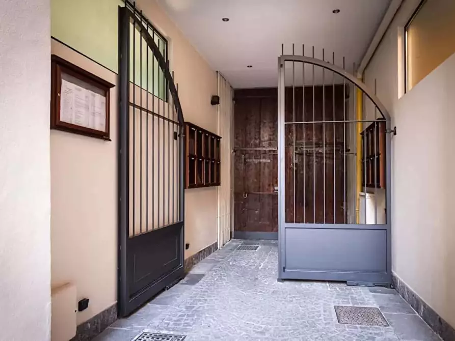 Immagine 22 di Appartamento in affitto  in Via Porta a Como