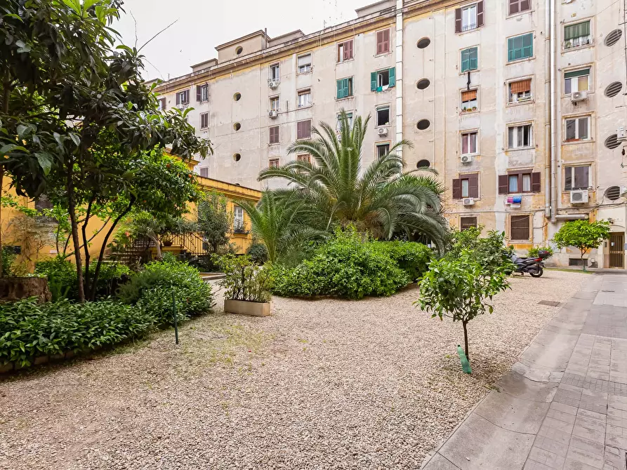 Immagine 8 di Appartamento in affitto  in Via Marmorata169 a Roma