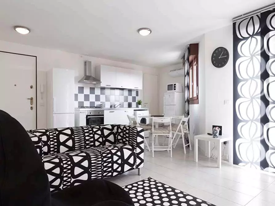 Immagine 49 di Camera in affitto  in Largo Cavalieri di Malta8 a Milano