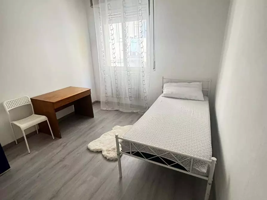 Immagine 2 di Camera in affitto  in Via Carlo Cocchetti29 a Brescia