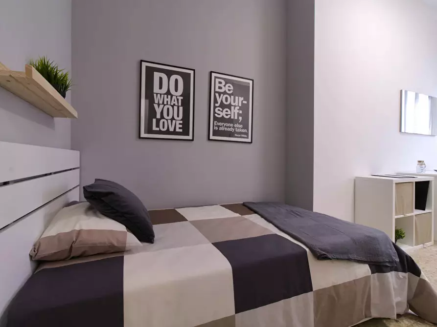 Immagine 2 di Camera in affitto  in Via XX Settembre a Brescia