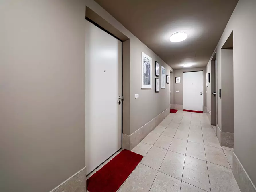 Immagine 29 di Appartamento in affitto  in Via Ciro Menotti11 a Milano