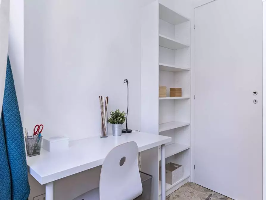 Immagine 6 di Camera in affitto  in Via Giuseppe Frua16 a Milano