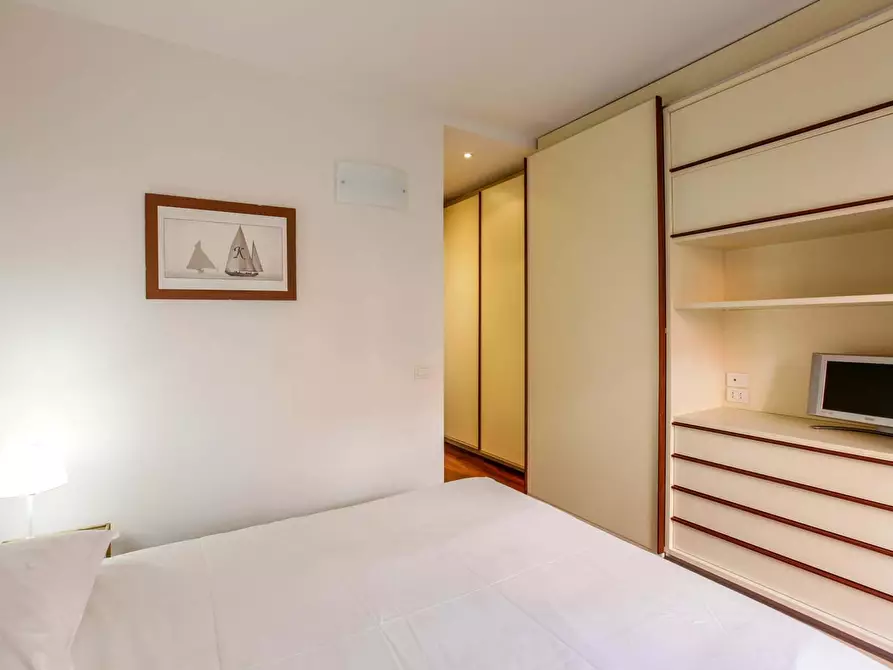 Immagine 22 di Appartamento in affitto  in Via San Vittore13 a Milano