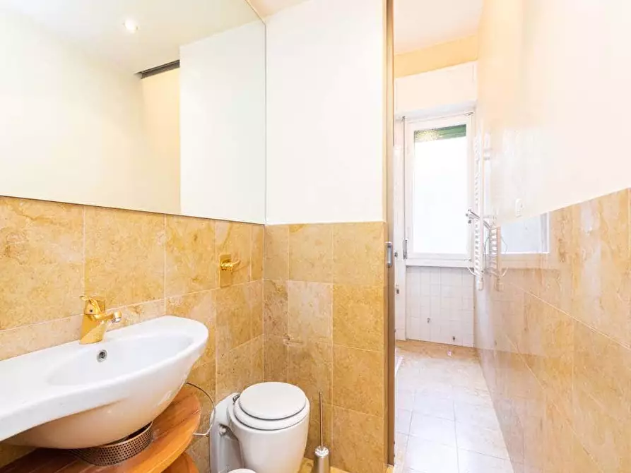 Immagine 5 di Camera in affitto  in Viale Emilio Caldara46 a Milano