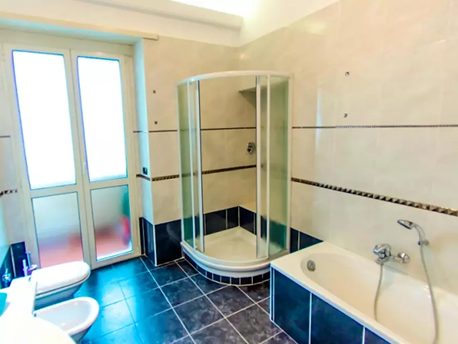 Immagine 11 di Camera in affitto  in Corso Sebastopoli a Torino