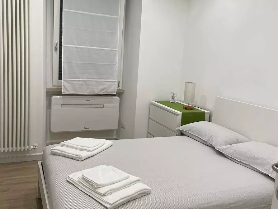 Immagine 12 di Appartamento in affitto  in Via Plinio22 a Roma