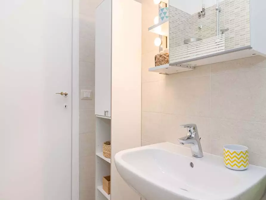 Immagine 20 di Camera in affitto  in Via Leone Tolstoi64 a Milano