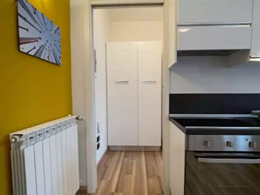 Immagine 5 di Appartamento in affitto  in Via Giuseppe Candiani a Milano