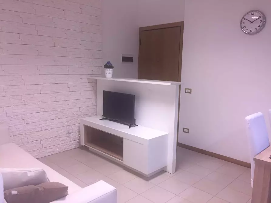 Immagine 18 di Appartamento in affitto  in Via Ca' di Cozzi14 a Verona