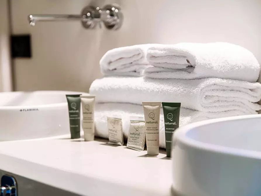 Immagine 22 di Appartamento in affitto  in Via Belvedere10 a Bizzarone