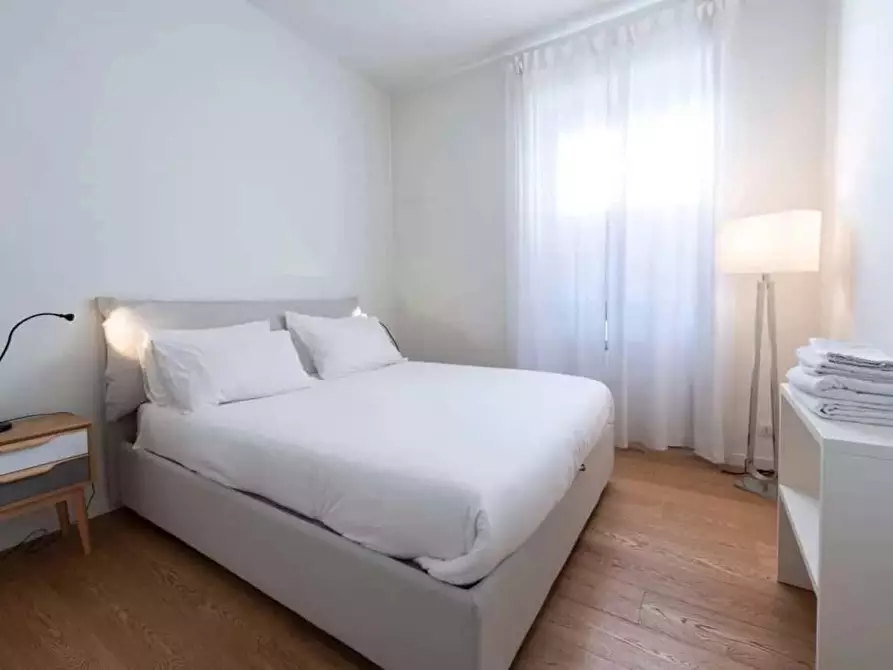 Immagine 5 di Appartamento in affitto  in Via Federico Confalonieri a Milano