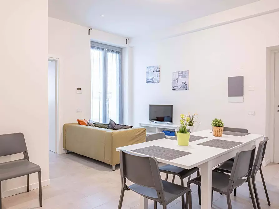 Immagine 8 di Camera in affitto  in Viale Monza241 a Milano