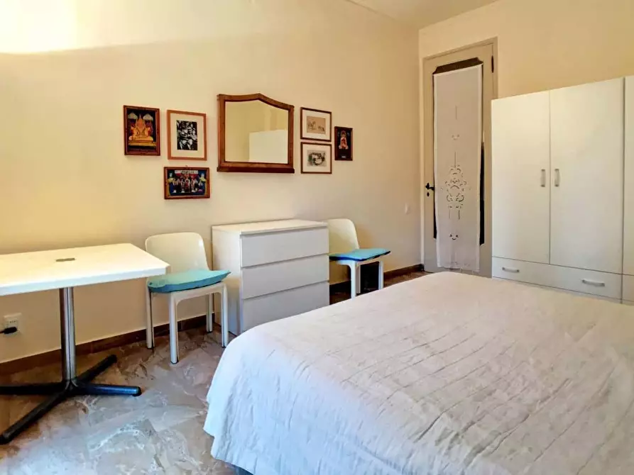 Immagine 4 di Camera in affitto  in Via Frà Domenico Buonvicini10 a Firenze