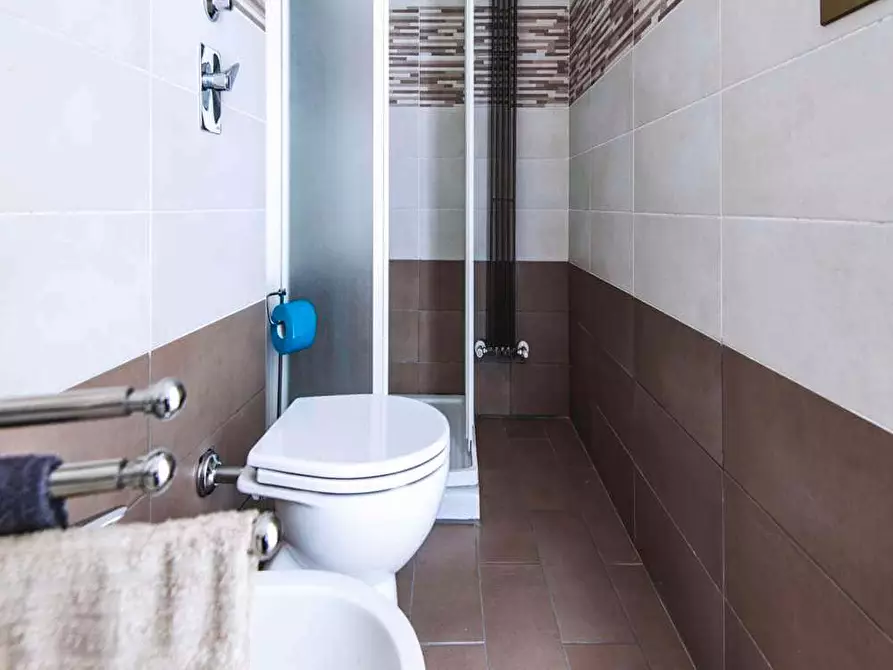 Immagine 13 di Camera in affitto  in Viale Nazario Sauro4 a Milano