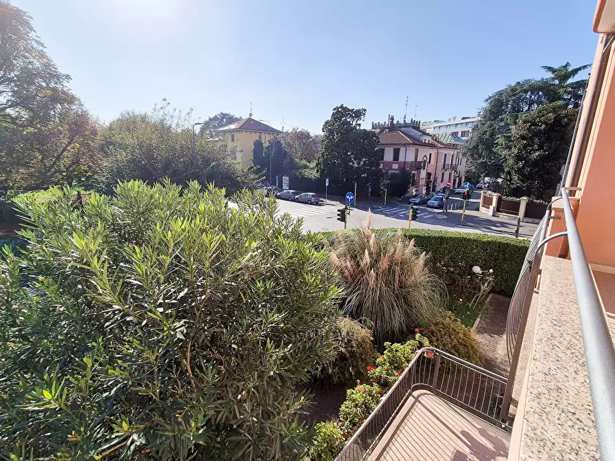 Immagine 27 di Appartamento in affitto  in Via Alfredo Comandini4 a Milano