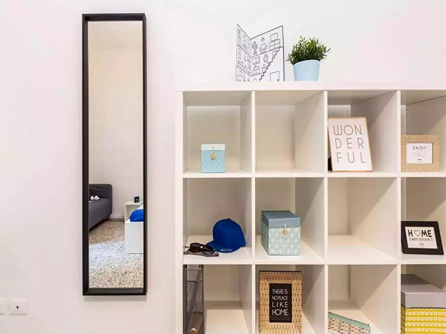 Immagine 3 di Camera in affitto  in Via San Marco20 a Milano