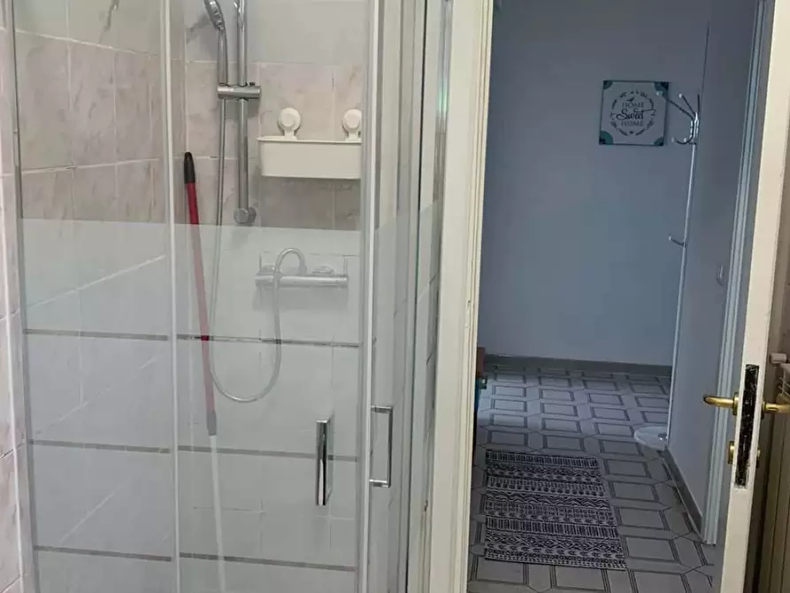 Immagine 22 di Appartamento in affitto  in Via Polano34 a Como