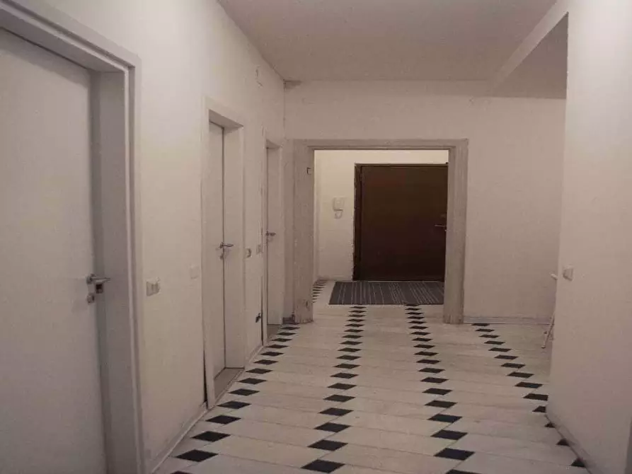 Immagine 32 di Camera in affitto  in Viale Tunisia13 a Milano