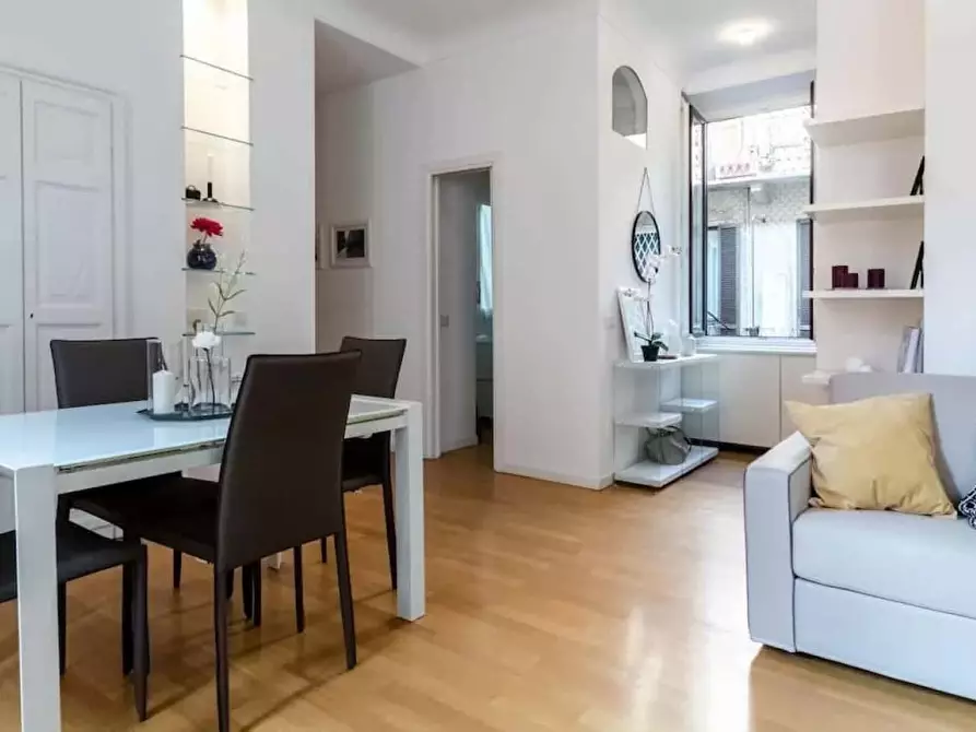 Immagine 4 di Appartamento in affitto  in Via Pontaccio a Milano