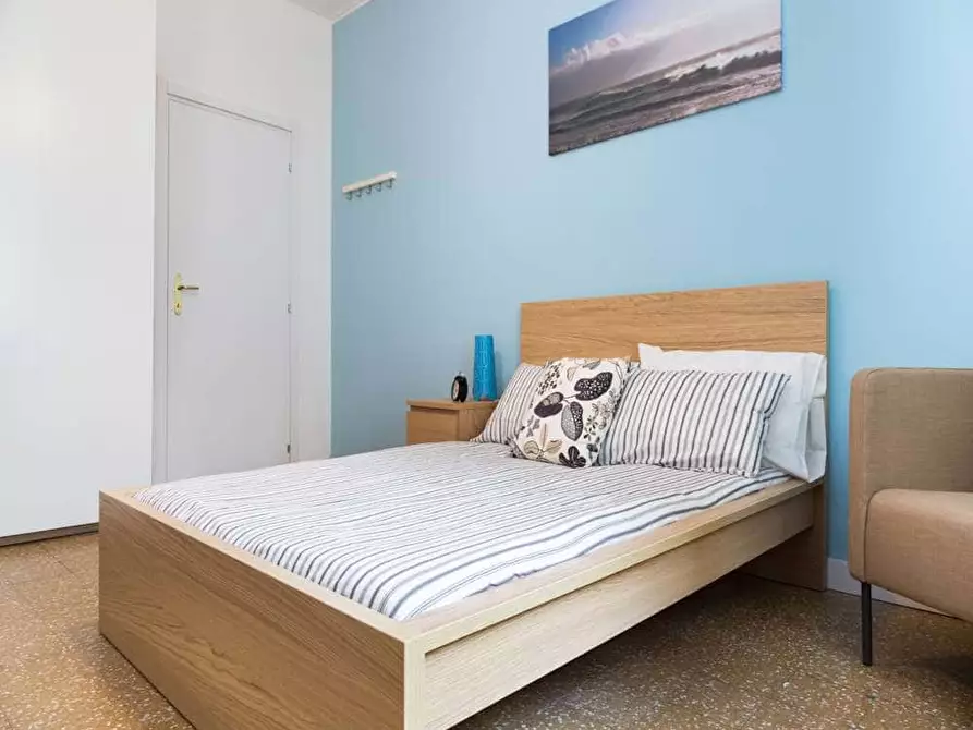 Immagine 3 di Camera in affitto  in Via Melchiorre Gioia71 a Milano