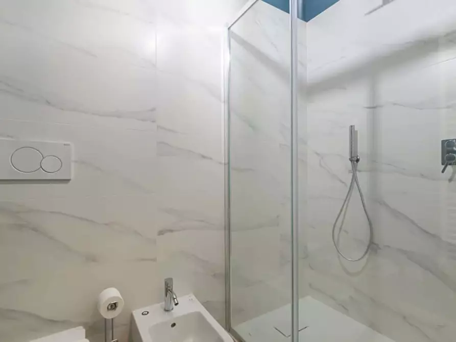 Immagine 6 di Appartamento in affitto  in Via Curtatone4 a Milano