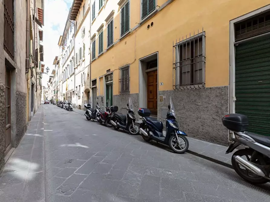 Immagine 28 di Appartamento in affitto  in Borgo Tegolaio9 a Firenze