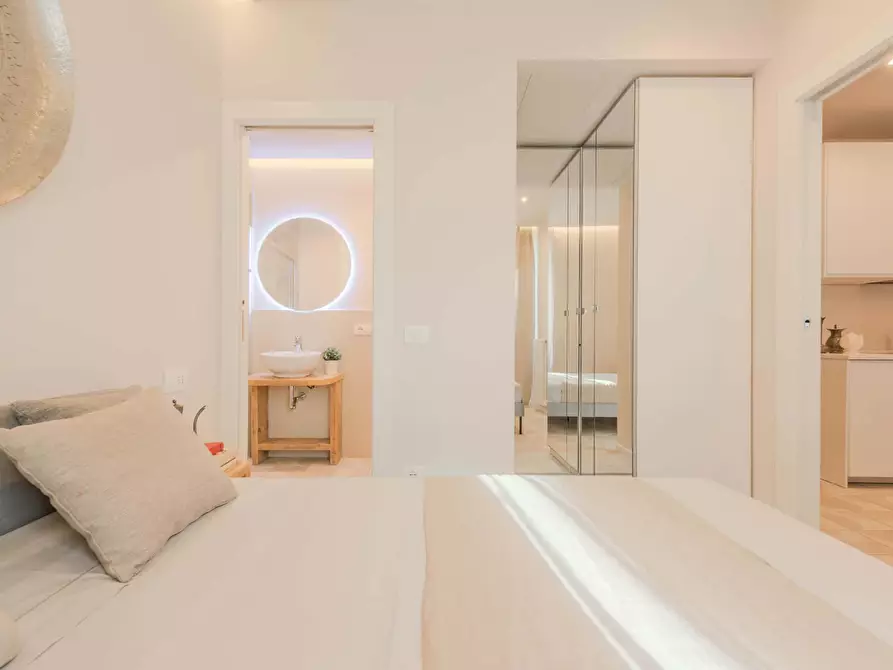 Immagine 11 di Appartamento in affitto  in Via Valtorta22 a Milano