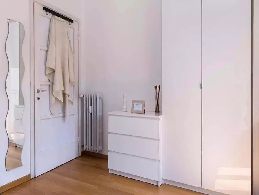 Immagine 5 di Camera in affitto  in Via Volterra12 a Milano