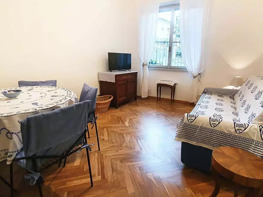 Immagine 25 di Appartamento in affitto  in Via Bartolomeo Maggiocco9 a Rapallo