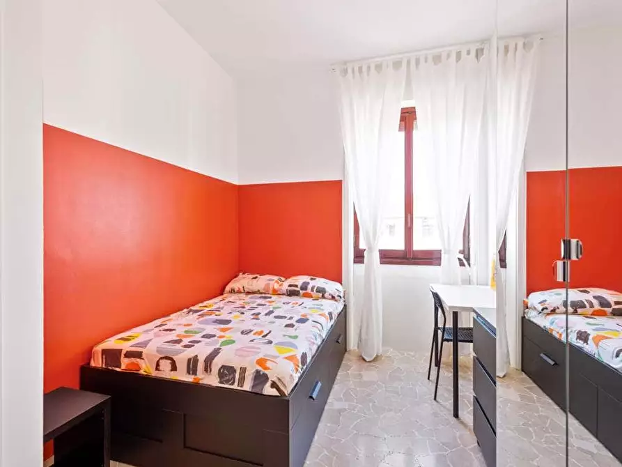 Immagine 4 di Camera in affitto  in Via Andrea Maria Ampère47 a Milano