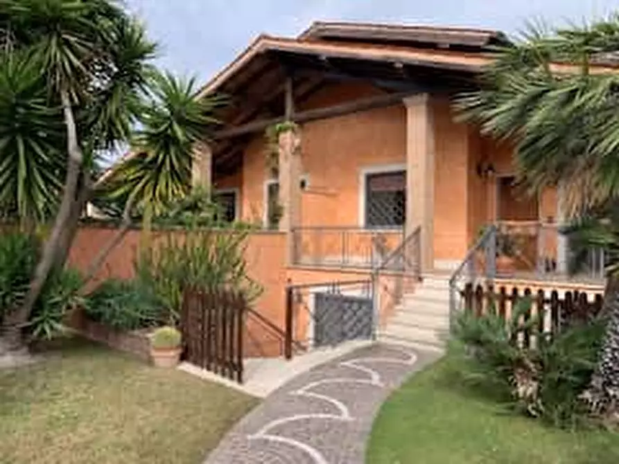 Immagine 1 di Appartamento in affitto  in Via Antonio Cagnoni35b a Roma