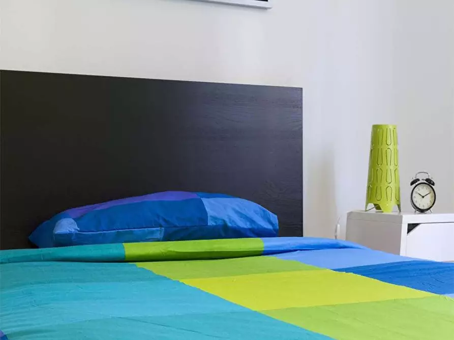 Immagine 3 di Camera in affitto  in Via Vincenzo Monti77 a Milano