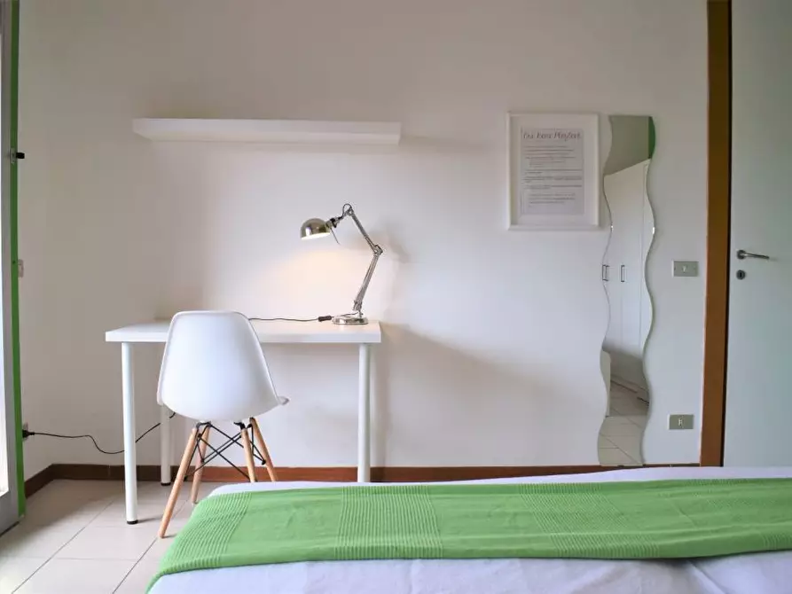 Immagine 2 di Camera in affitto  in Via Ponte all'Asse5 a Firenze