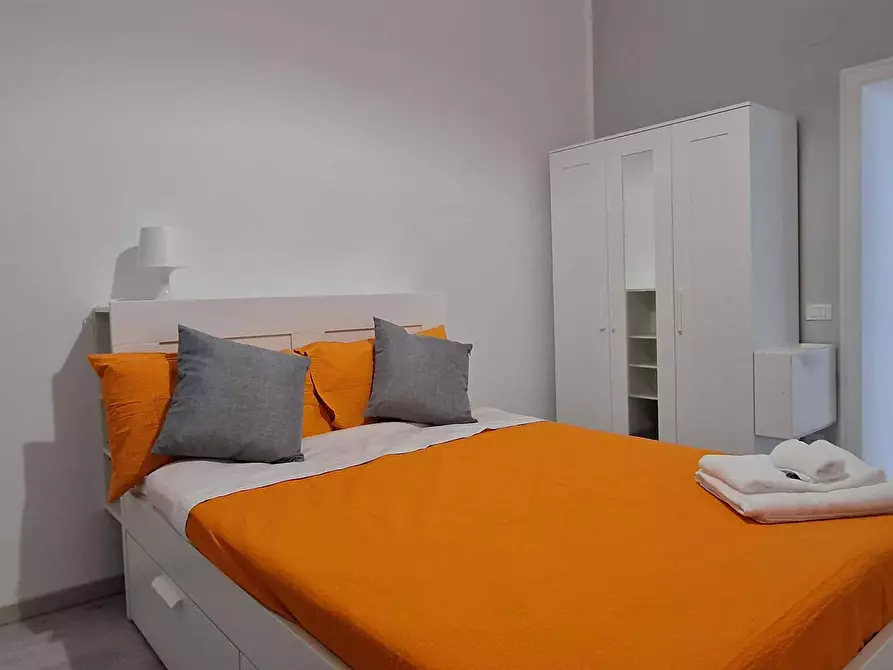 Immagine 6 di Camera in affitto  in Via Ostiense343 a Roma