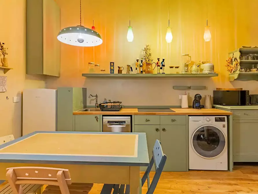 Immagine 3 di Appartamento in affitto  in Via Broccaindosso71 a Bologna